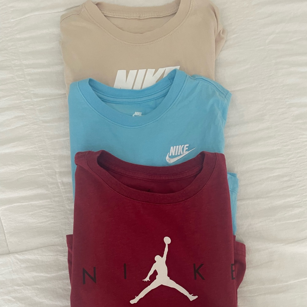 Nike 3-Pack shirt bundle
